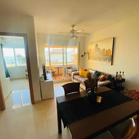 アパート Atico Dos ネルハ