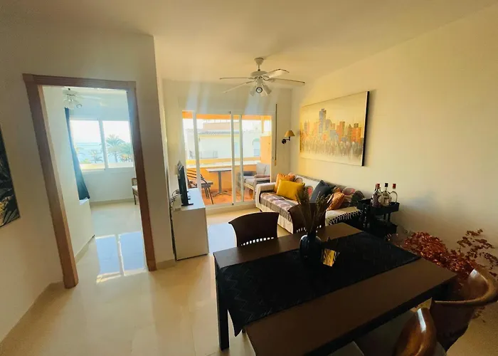 アパート Atico Dos ネルハ